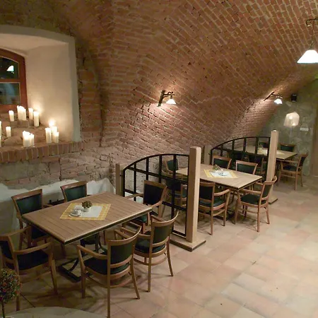 Hotel Koníček 3*