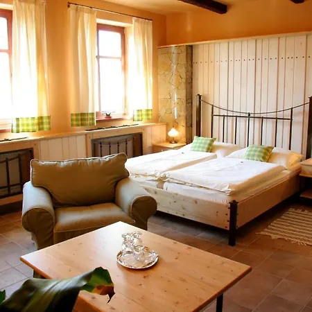 Koníček Hotel 3*